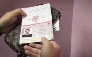 Скандальное открытие: В крымской квартире Зеленских найден тайник с российским паспортом его жены